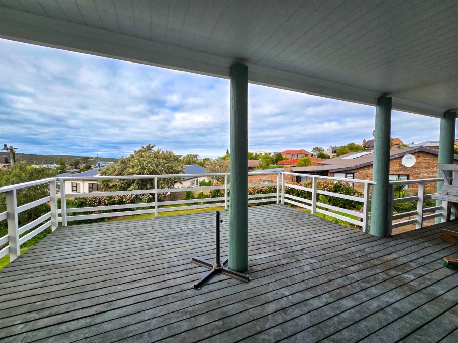 4 Bedroom Property for Sale in Stilbaai Wes Western Cape